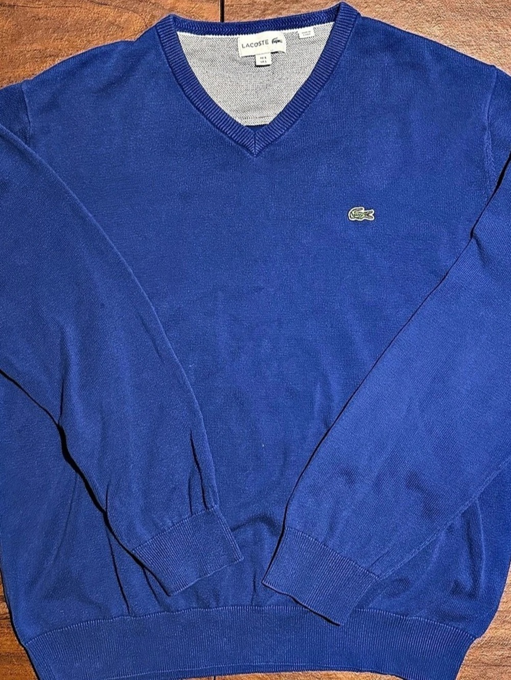Lacoste V-Neck Cotton Sweater in Blue Size Large